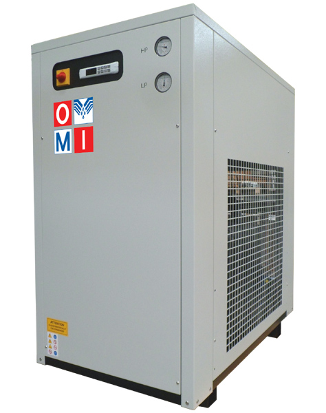 Liquid chillers low temperature water chillers product image 1 on white  background| liquid refrigeration  | OMI