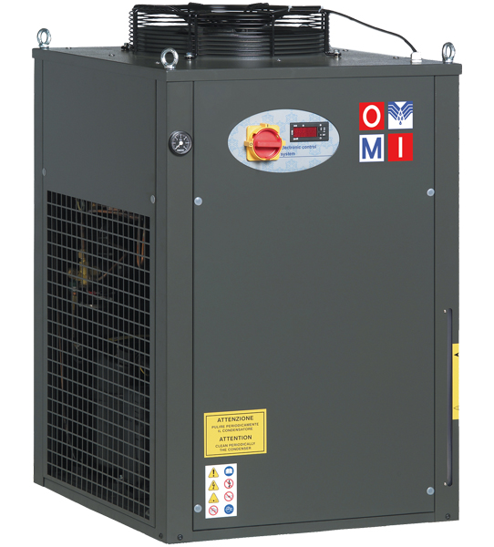 Liquid chillers oil chillers product image 1 on white  background| liquid refrigeration  | OMI